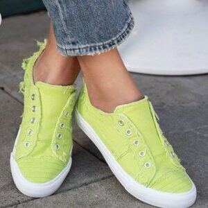 NEW Corkys Womens Babalu Slip On Sneakers-Lime Green